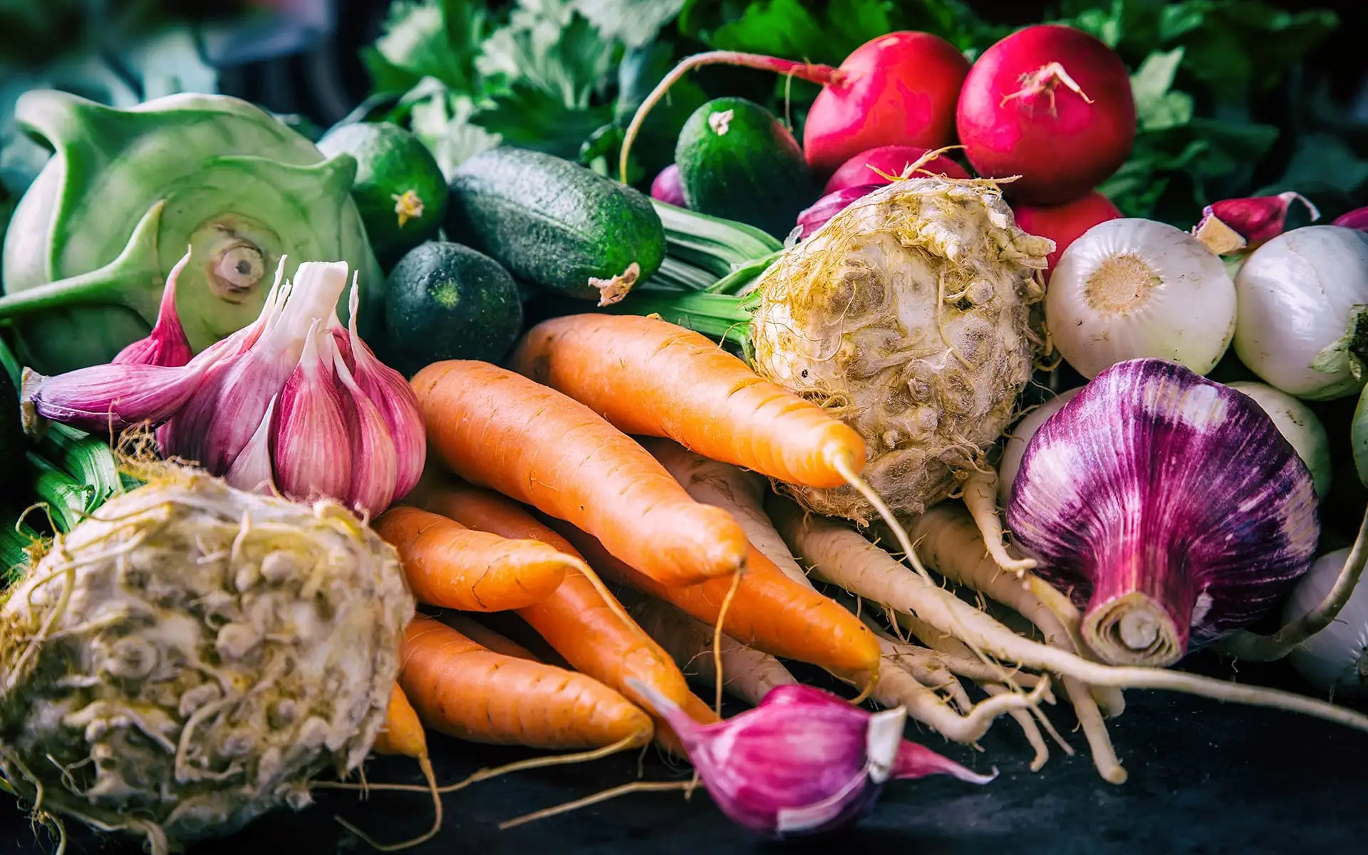 Fresh local produce from Fresh Fix Buffalo — carrots, radishes, and seasonal vegetables